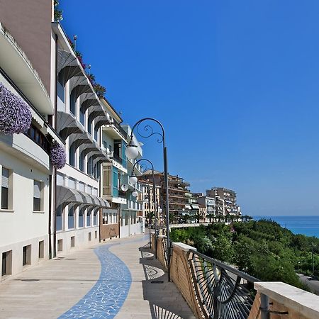 Hotel Ideale Ortona Exterior foto